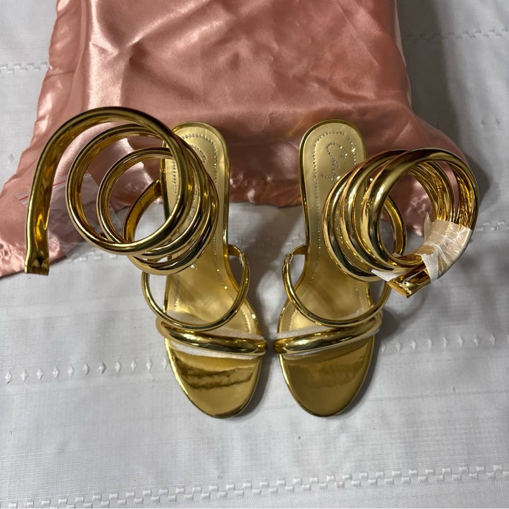 New Cape Robbin Gold Metallic Spiral Strap High Heel Sandals - Women’s 8.5 - Picture 10 of 10